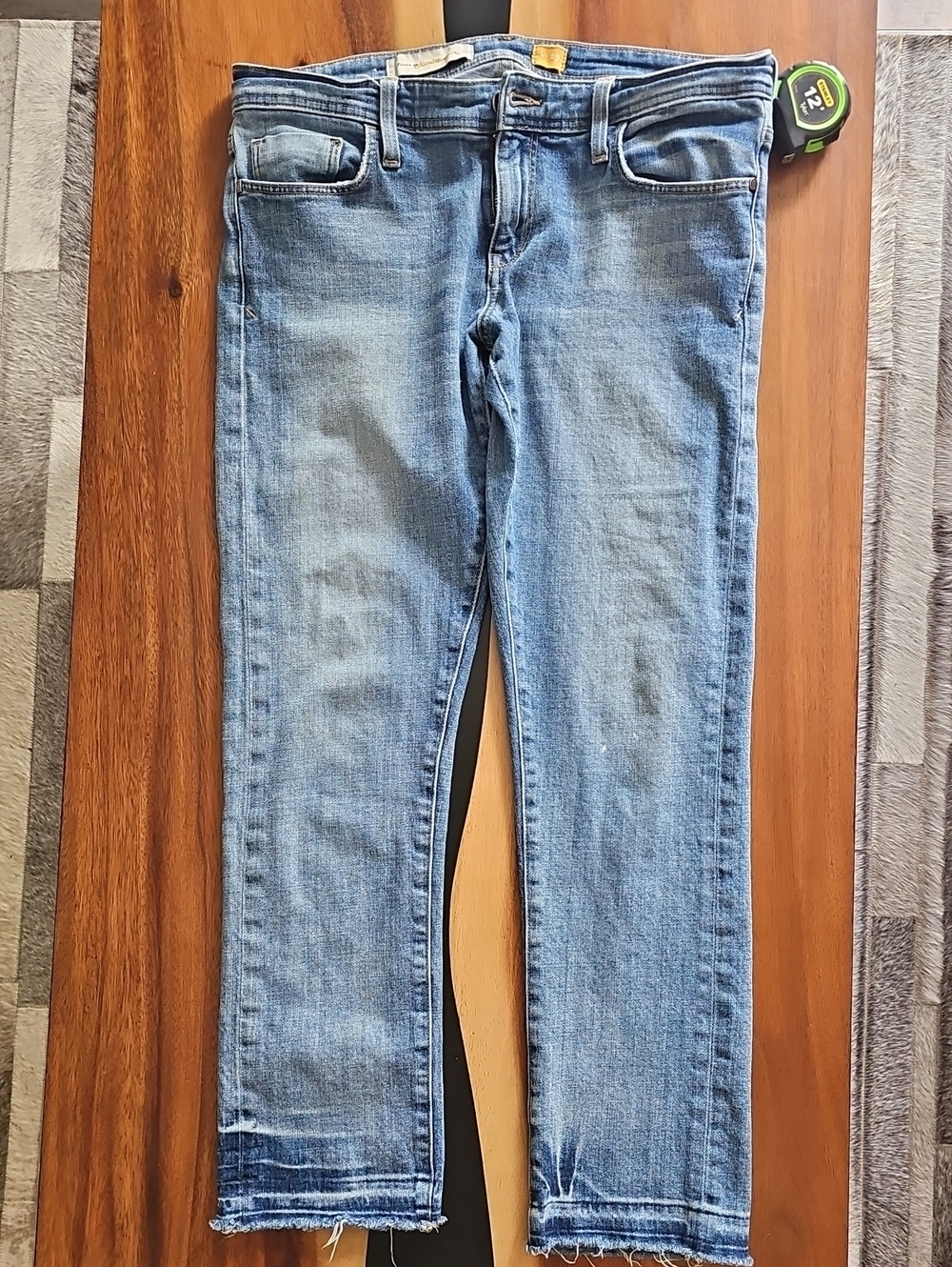 Pilcro Straight-Leg Light Blue Jeans.  Sz 29